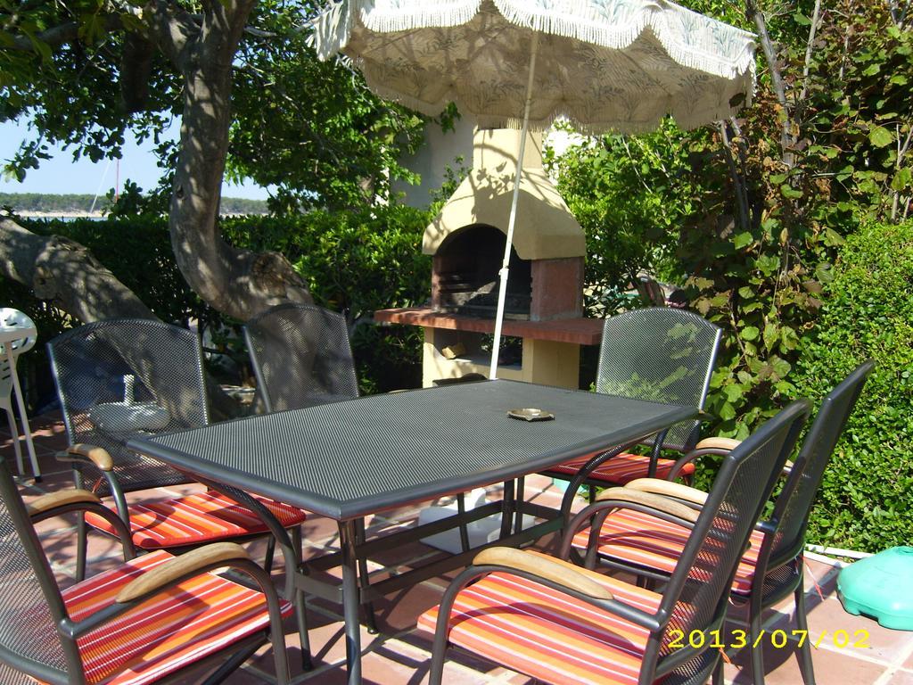 Apartments Antica Rab Town Exterior photo