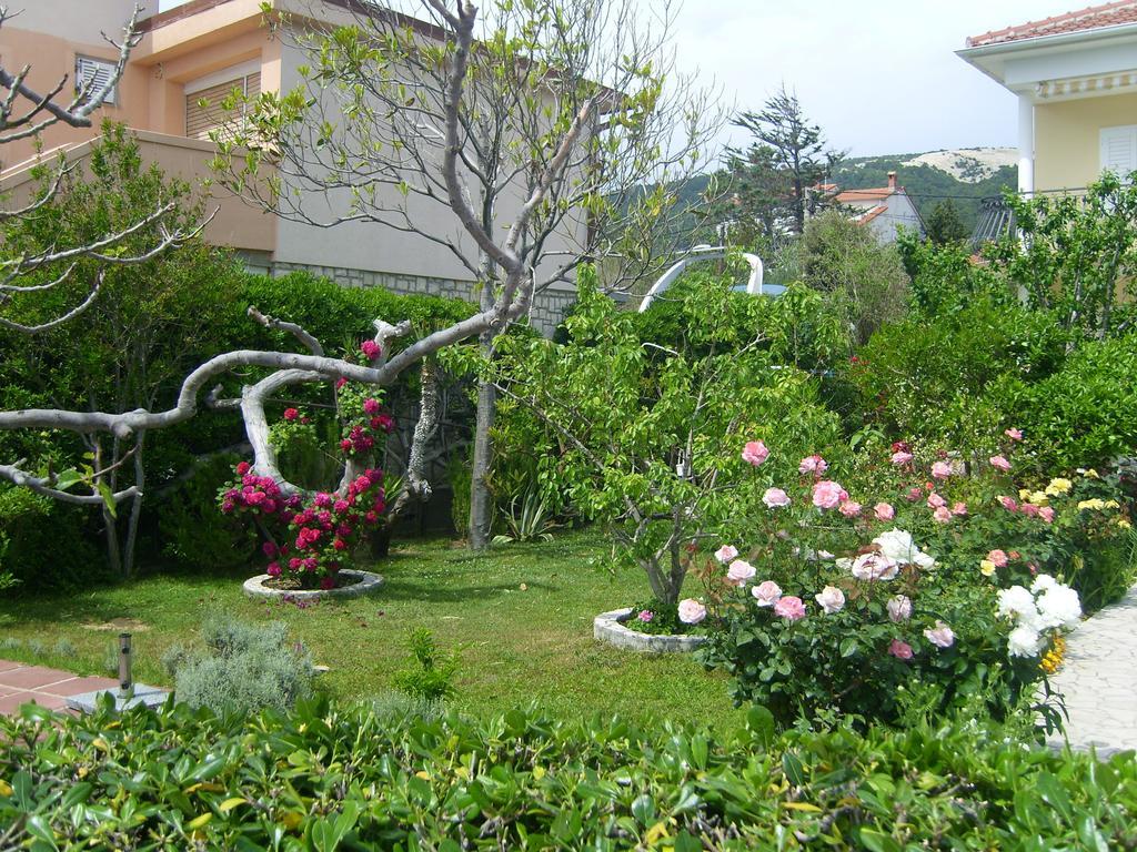 Apartments Antica Rab Town Exterior photo