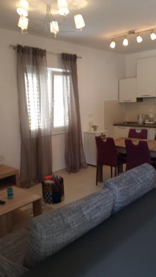 Apartments Antica Rab Town Exterior photo
