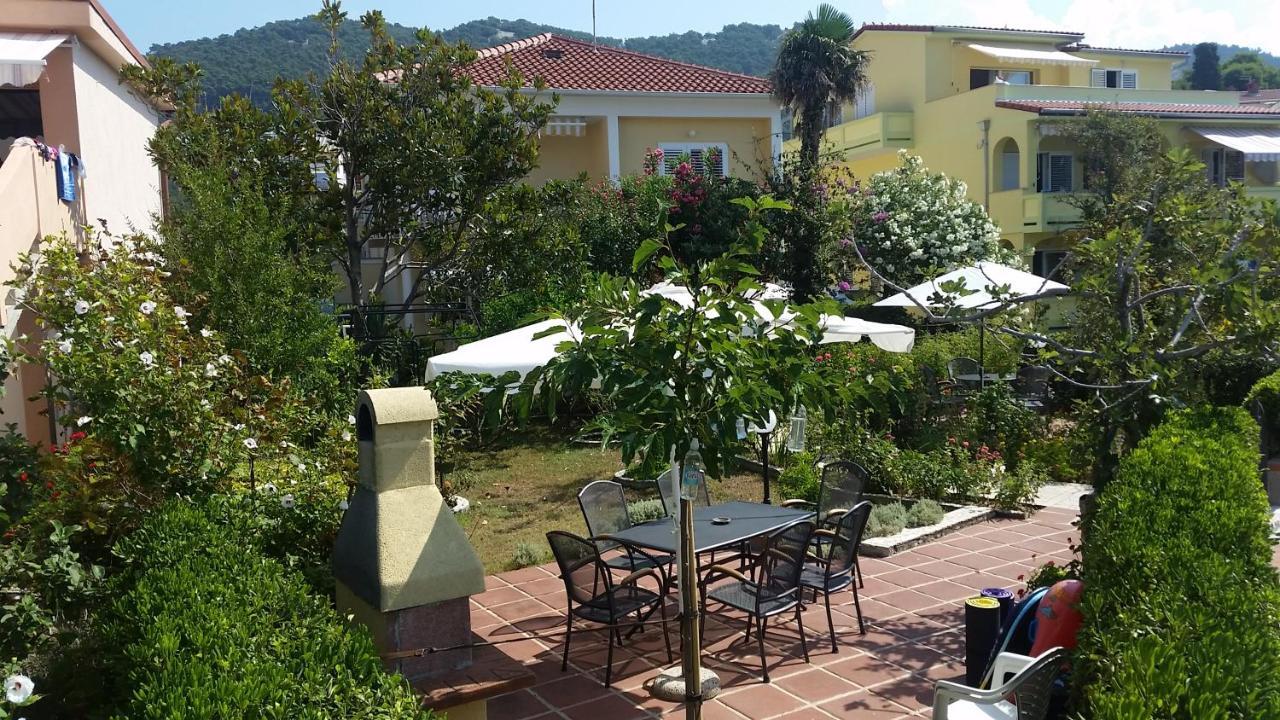 Apartments Antica Rab Town Exterior photo